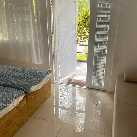 Aqua Bella Appartement *